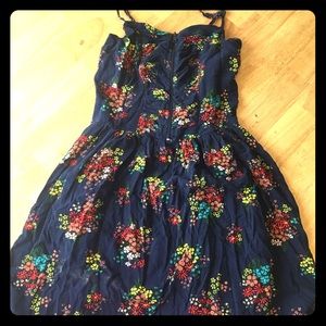 Floral spaghetti strap dress size large zipper